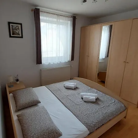 Apartment Kala *