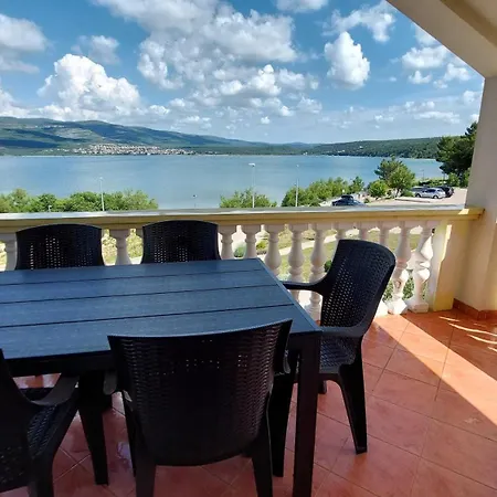 Apartment Kala Pridraga