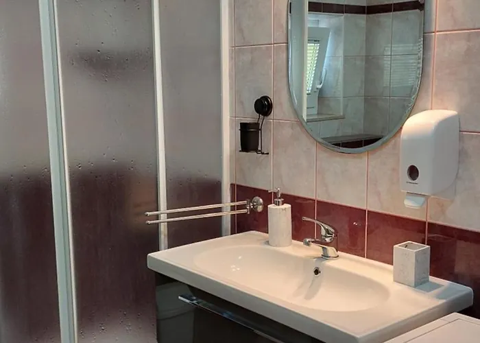 Kala Апартаменты Pridraga